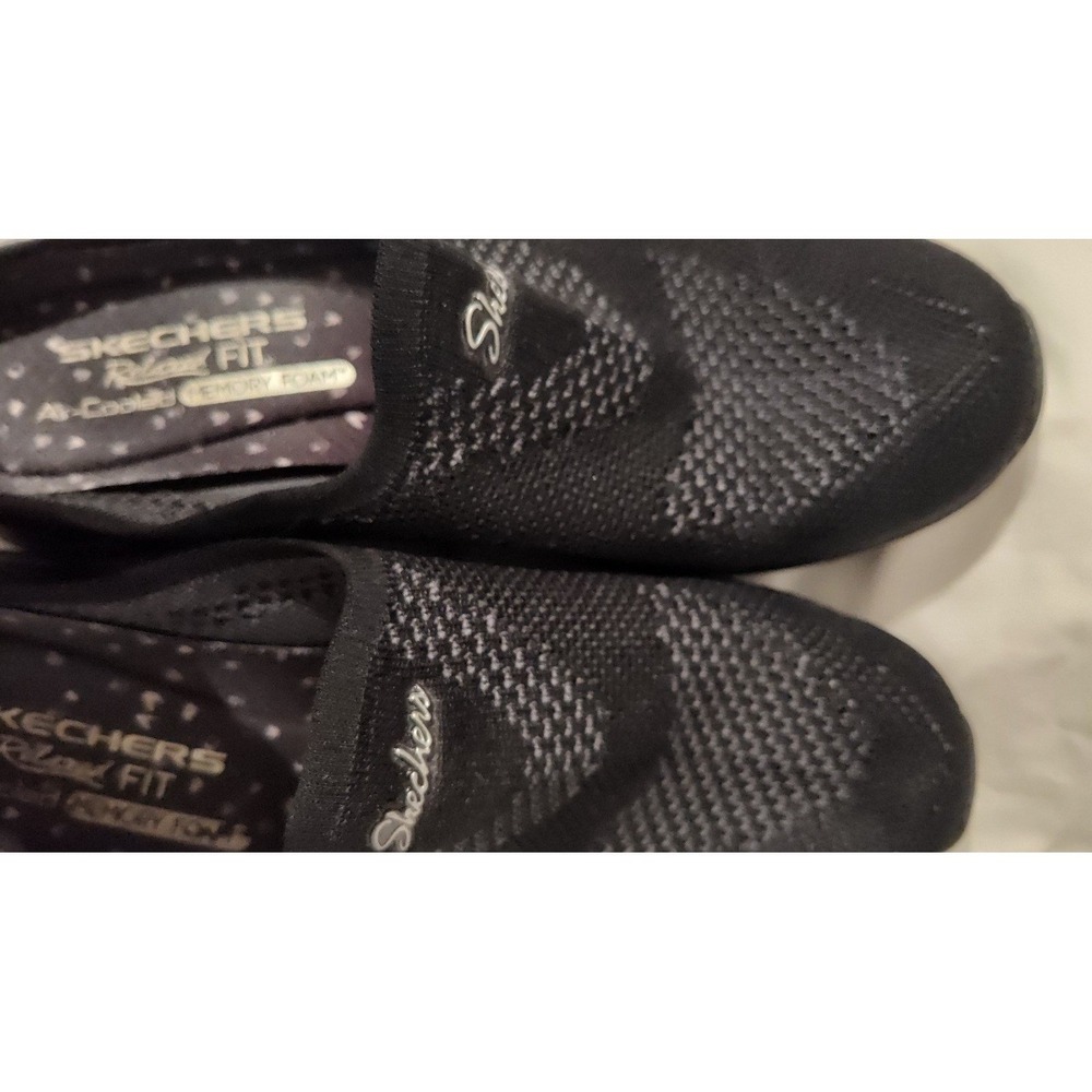 Sketchers Women slide sneakers